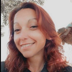 Meet your Posher, Dena